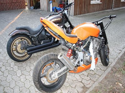 Gekürzter Auspuff. Zuvor waren die Rohre etwas länger als der Hinterreifen.